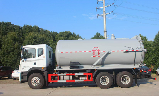Dongfeng 14 m³ Water Tank Truck
