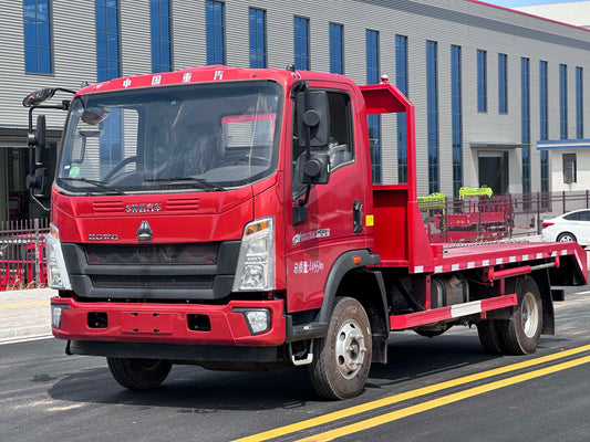 Howo 4x2 Flatbed Transport Truck Diesel Excavator Carrier Truck